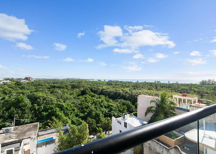 Jungle With Views Walk Everywhere Apartment *